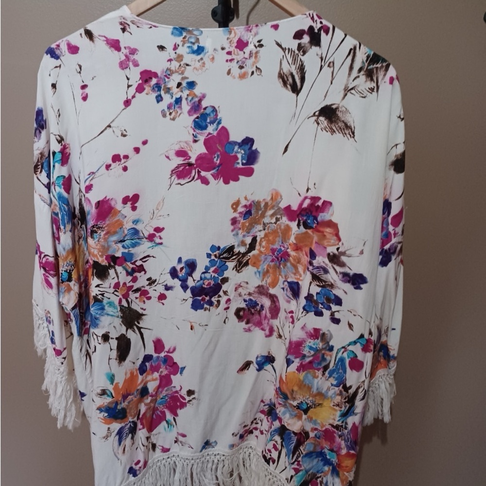 Fun kimono - Picture 2 of 2